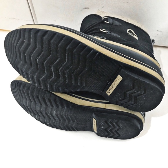 Sorel youth winter boots Sz 7 - Picture 7 of 10